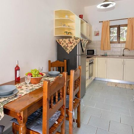 Voula Apartments Gaios Ngoại thất bức ảnh