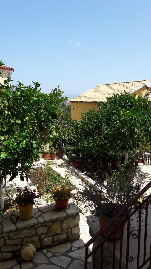 Voula Apartments Gaios Ngoại thất bức ảnh