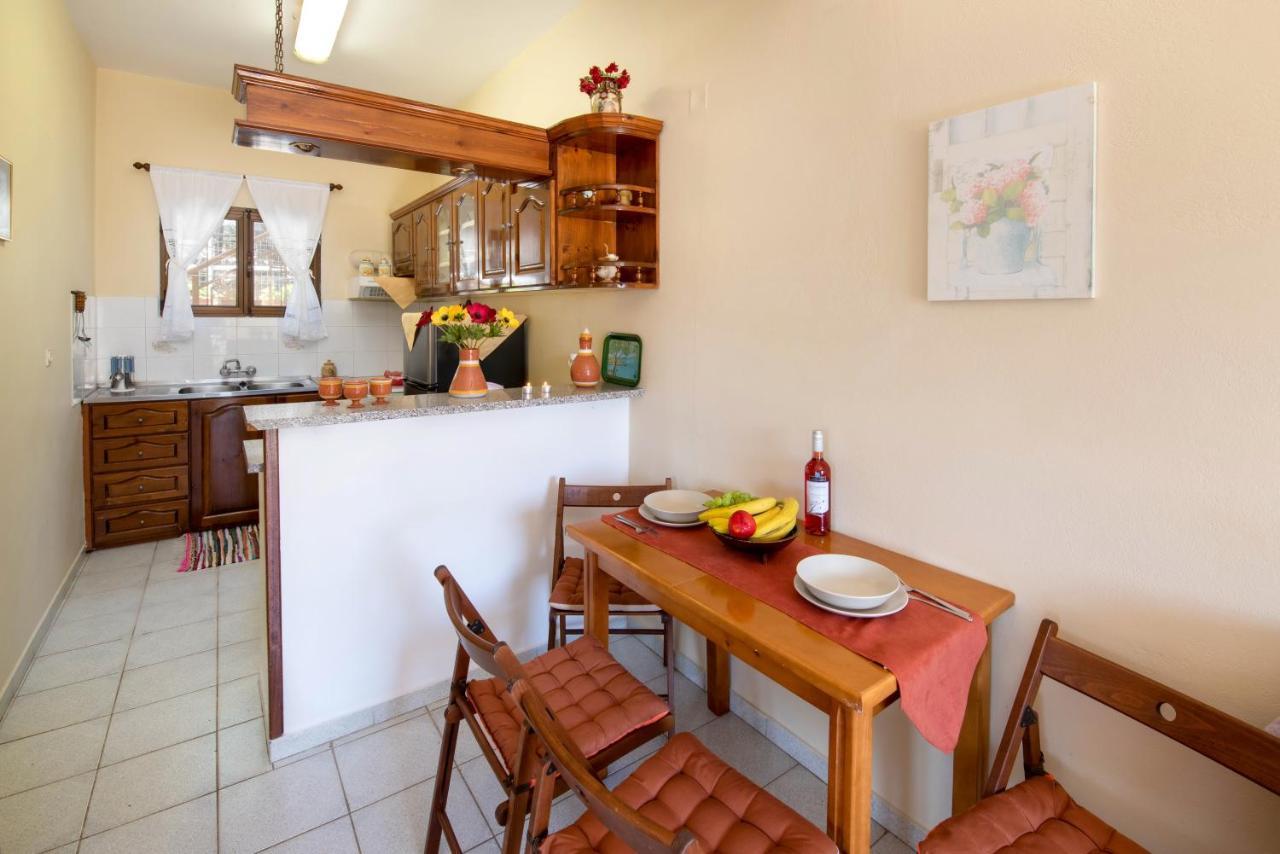 Voula Apartments Gaios Ngoại thất bức ảnh